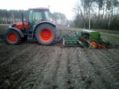 Kubota 8560 +Amazone