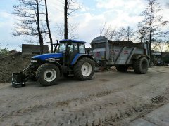 New Holland TM130 + Pichon Muck Master M16 