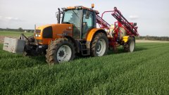 Renault Ares 620 rz Hardi Commander 2800