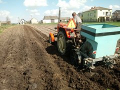 Ursus C-330M & sadzarka Solan