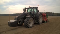 Valtra T174