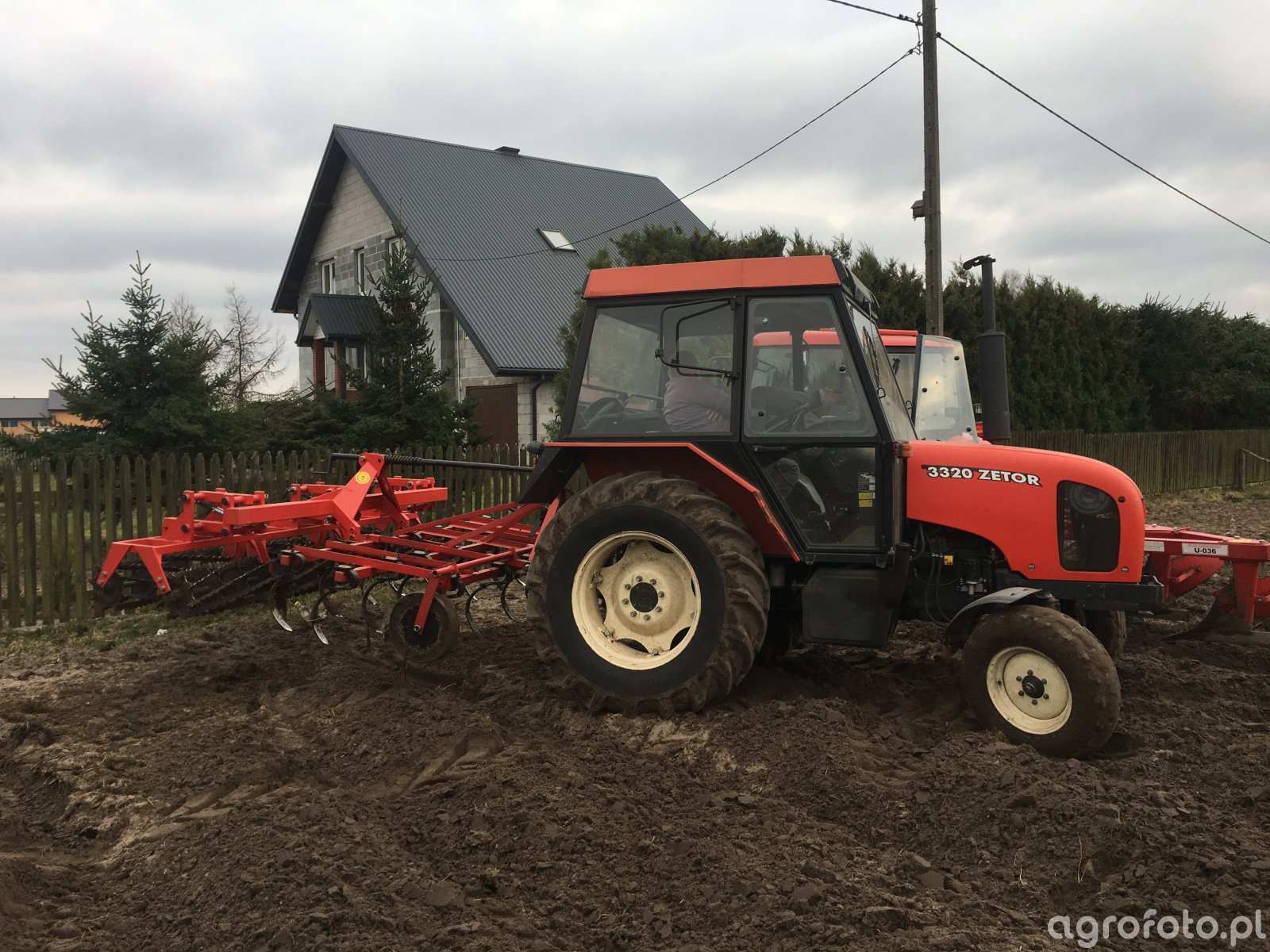 Zetor 3320