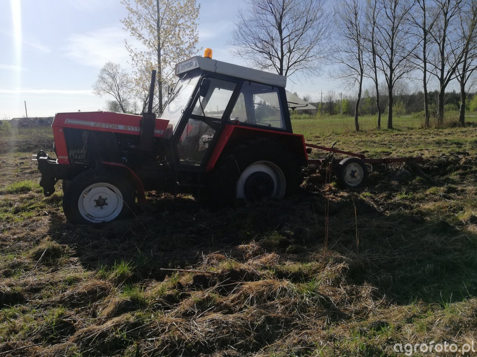 Zdjęcie ciągnik Zetor 8111 #725748 - Galeria rolnicza agrofoto