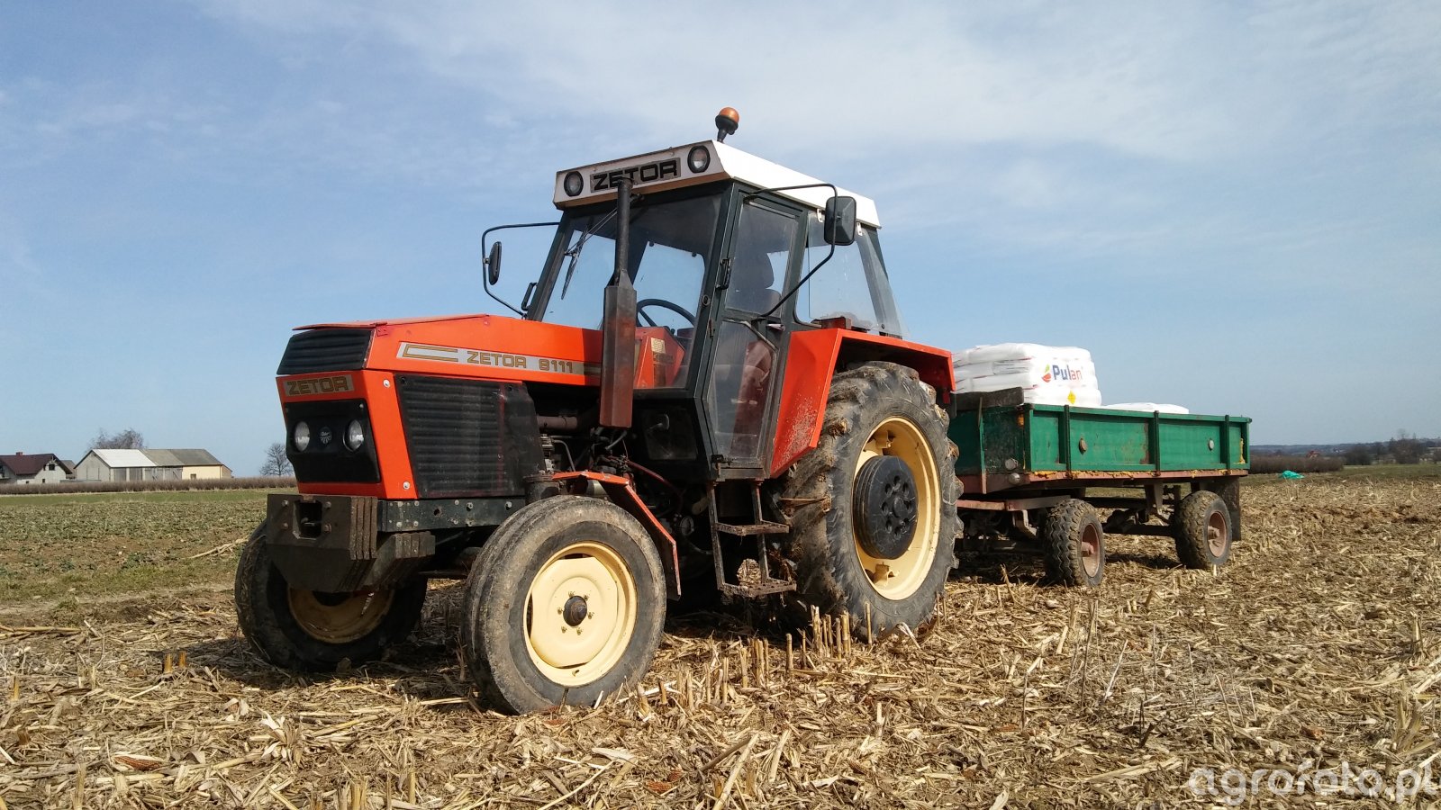 Foto traktor Zetor 8111 #723959 - Galeria rolnicza agrofoto