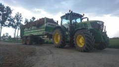 John Deere 6175R & Joskin Ferti-Cap 12BU