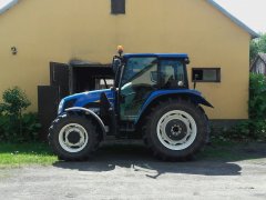 New Holland T5040