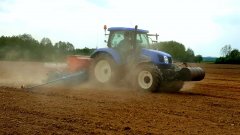 New Holland T6.140 & Monosem