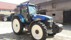 New Holland TM140