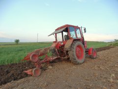 MTZ 82 & Pług obrotowy Krone