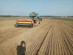 Pottinger vitasem 300 + Fendt 310lsa