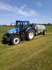 New Holland Td95d 