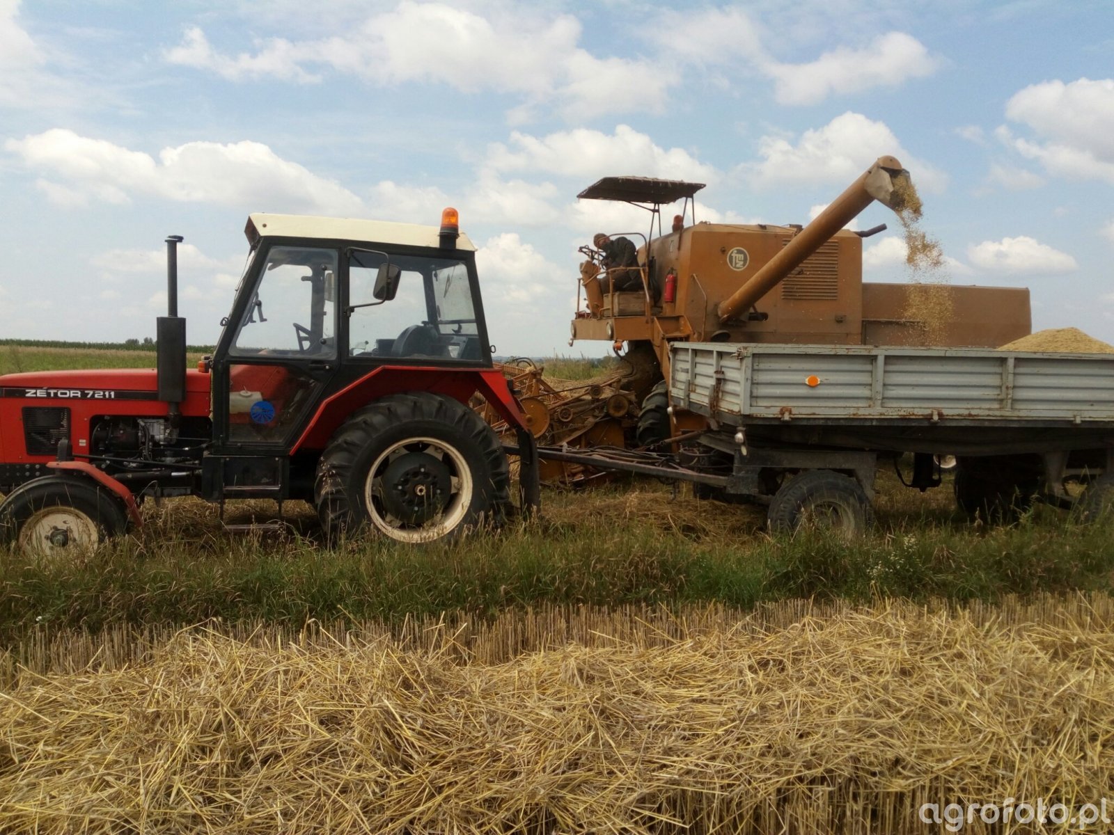 Zetor 7211 & Bizon ZO56 Super & 2x Autosan D-47