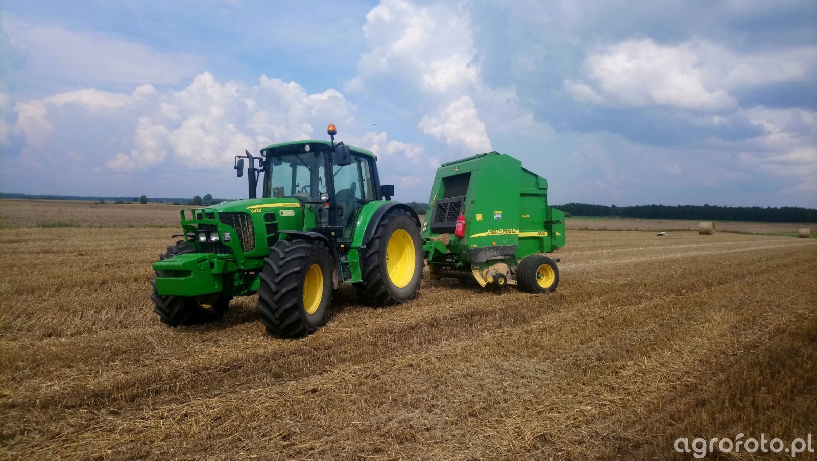 John Deere 6430 i John Deere 592