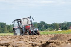 Massey Ferguson 255 & Akpil