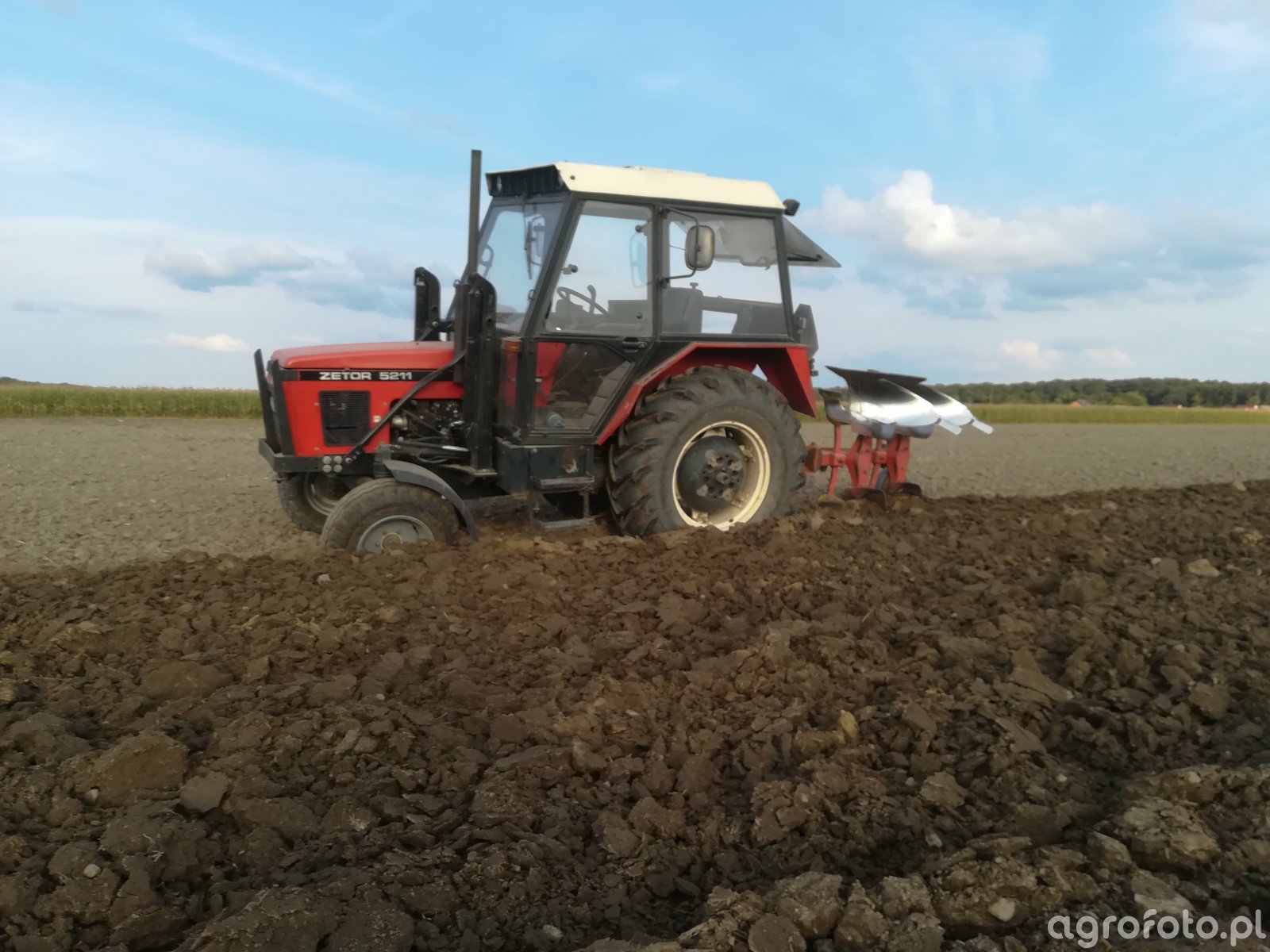 Zetor 5211 1987-1993 Dane techniczne - AgroTesty.pl