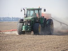 John Deere 8400 & Vaderstad Spirit 600S