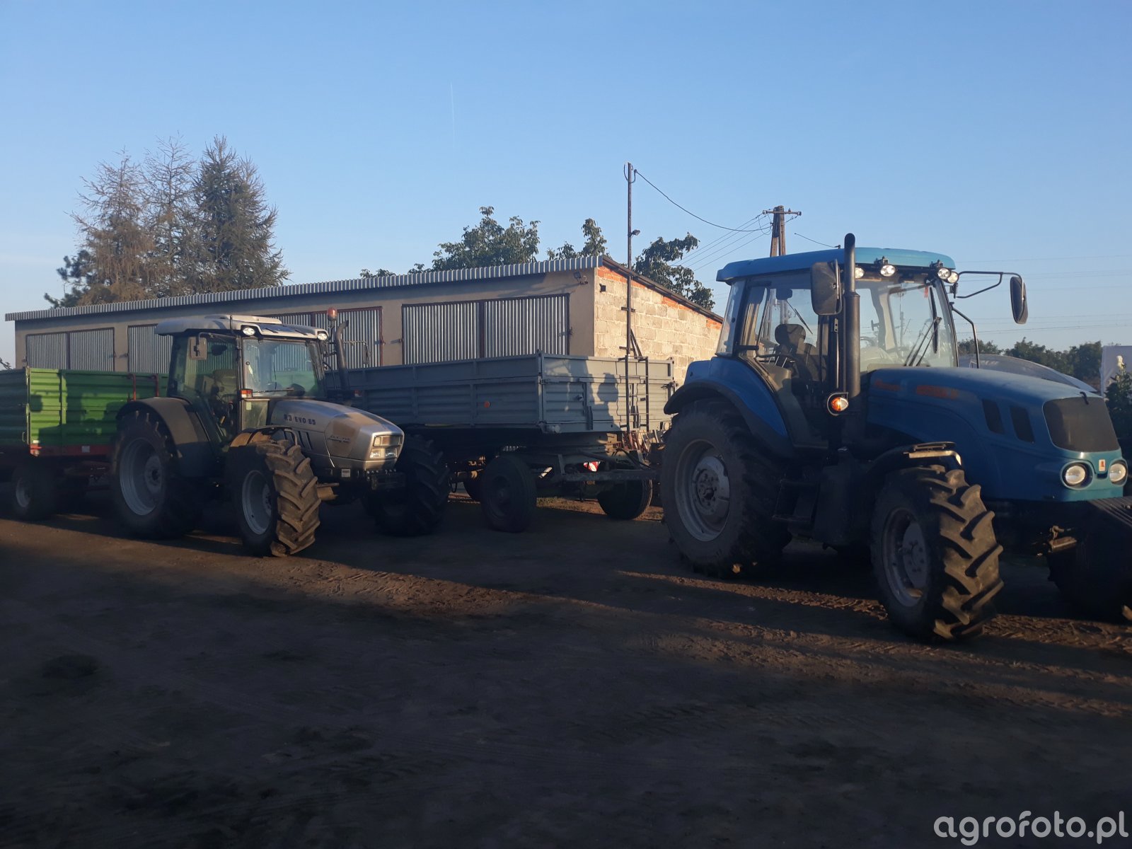 Lamborghini r3 evo 85 & Pronar 82TSAII