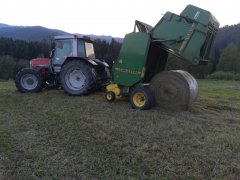 Massey Ferguson 3080E i John Deere 580 C