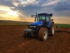 New Holland TM 140 Expom tytan 