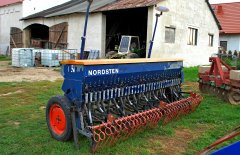 Siewnik NORDSTEN CLH 300