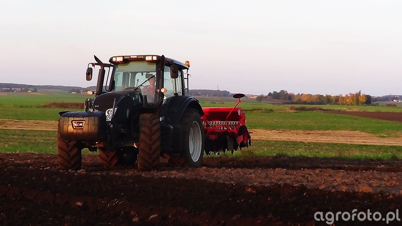 Valtra N103,4 HITech & Grano & FamaRol