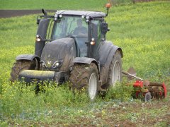 Valtra T174 & Vaderstad Carrier X125