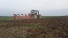 Valtra T214 + Kuhn multimaster 153