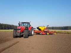 Massey 7622 & Vaderstad Spirit