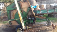 John Deere 550