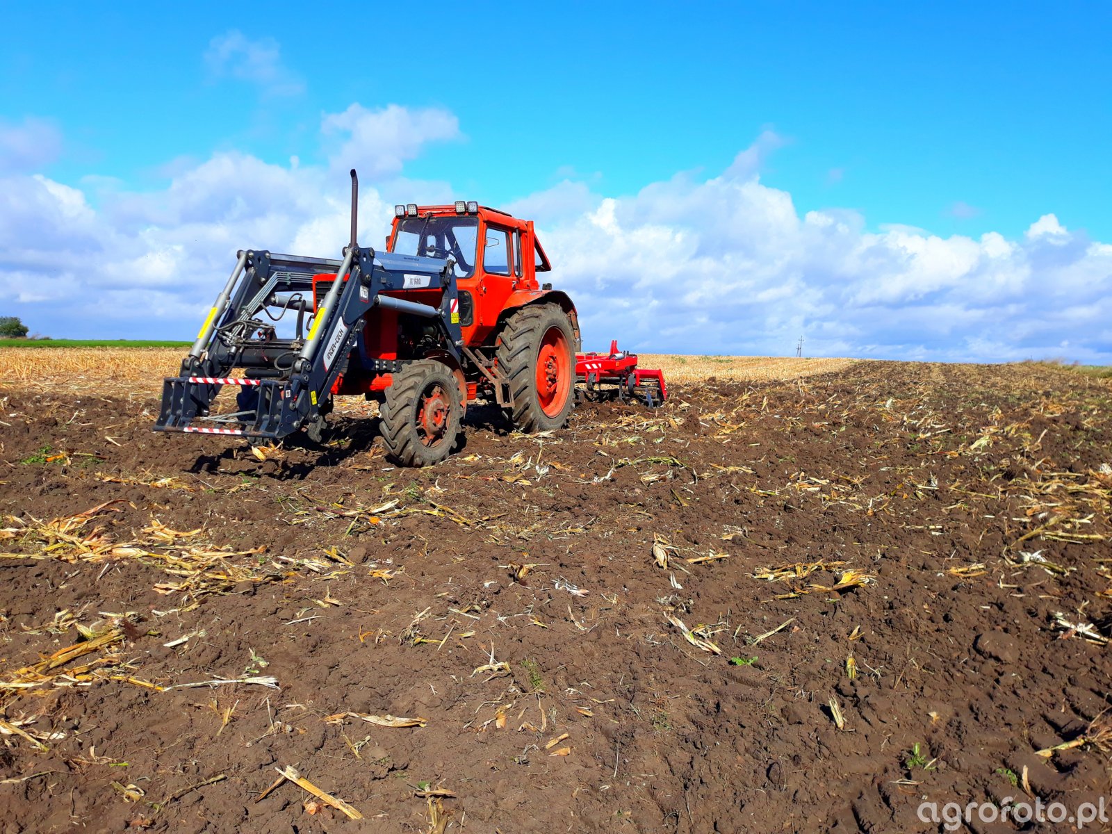 Mtz 82, agregat ścierniskowy agro-factory ares 2,2