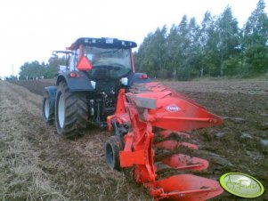 Valtra N101 + Kuhn