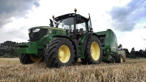 John Deere 6150R & 854