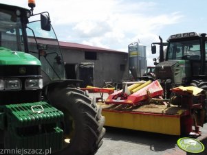 John Deere 5100R + Pottinger Hit 540N & Fendt 312 Vario TMS + Pottinger Alpha Motino 306 F + Samasz 2.10 M