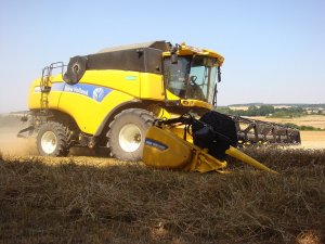 New Holland CX 8070