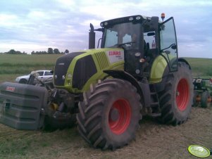 Claas Axion