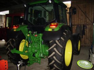 John Deere 6330