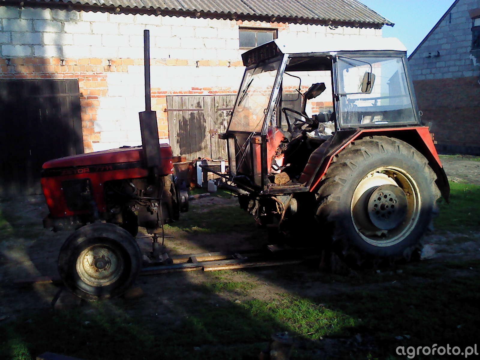 Zdjęcie Ciagnik Zetor 7711 #536830 - Galeria Rolnicza Agrofoto