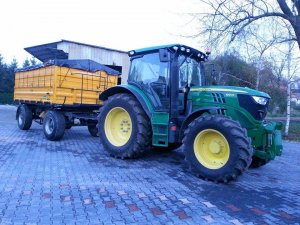 John Deere 6125R