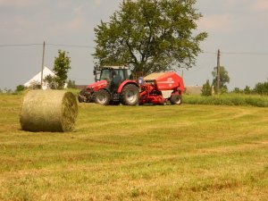 Massey Ferguson 5430 & Lely Welger RP 235