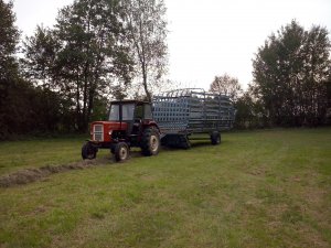 Ursus C-360 3P i Przyczepa Samozbierająca T-072