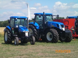 New Holland TD60D & T7050