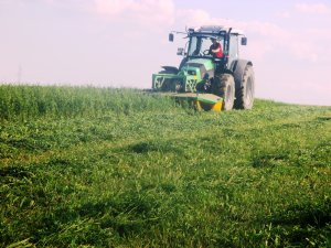 Deutz-Fahr Agrofarm 430 i Samasz