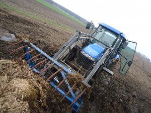 New Holland td80d plus