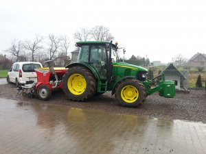 John Deere 5080r + Pottinger vitasem 302