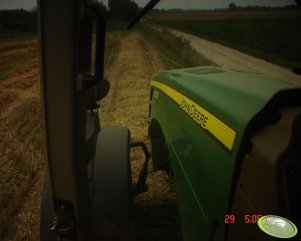 John Deere 8330
