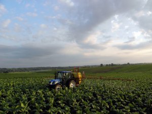 New Holland T4020 + Pilmet 815 XL