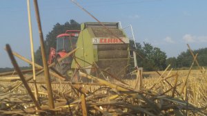 Zetor Proxima 85 + Claas rollant 44s