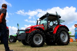 Massey Ferguson 5610