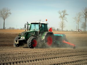 Fendt 312 + Sulky Tramline CE 300