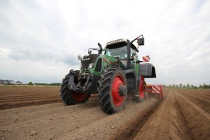 Fendt 718 vario